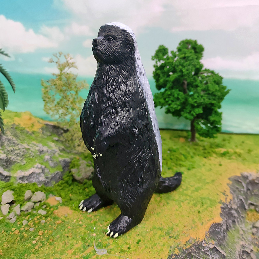 Realistic Honey Badger Model S – Kids Education Picture Bewertung und Preis